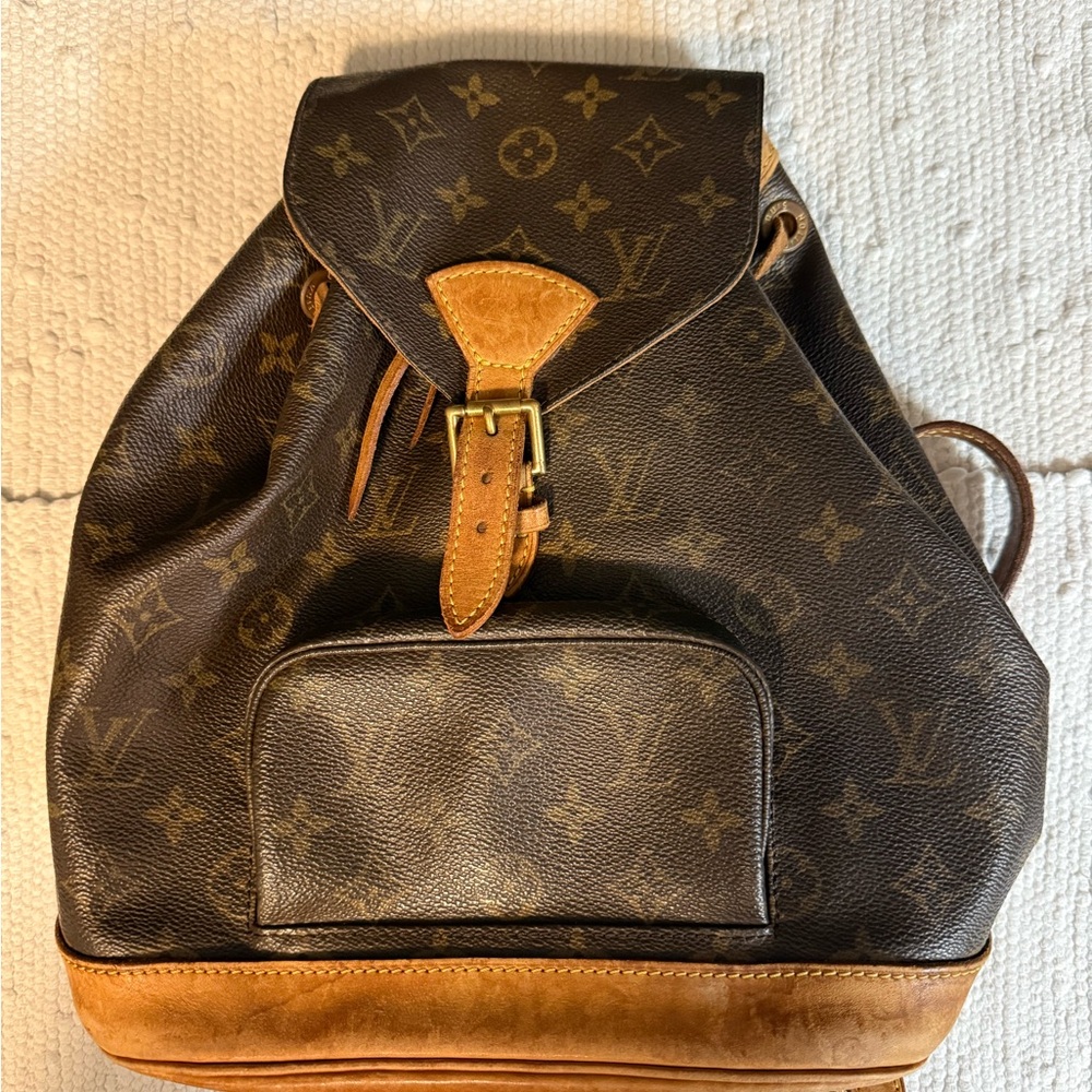 Authentic ✅Louis Vuitton✅ Montsouris Monogram MM Backpack